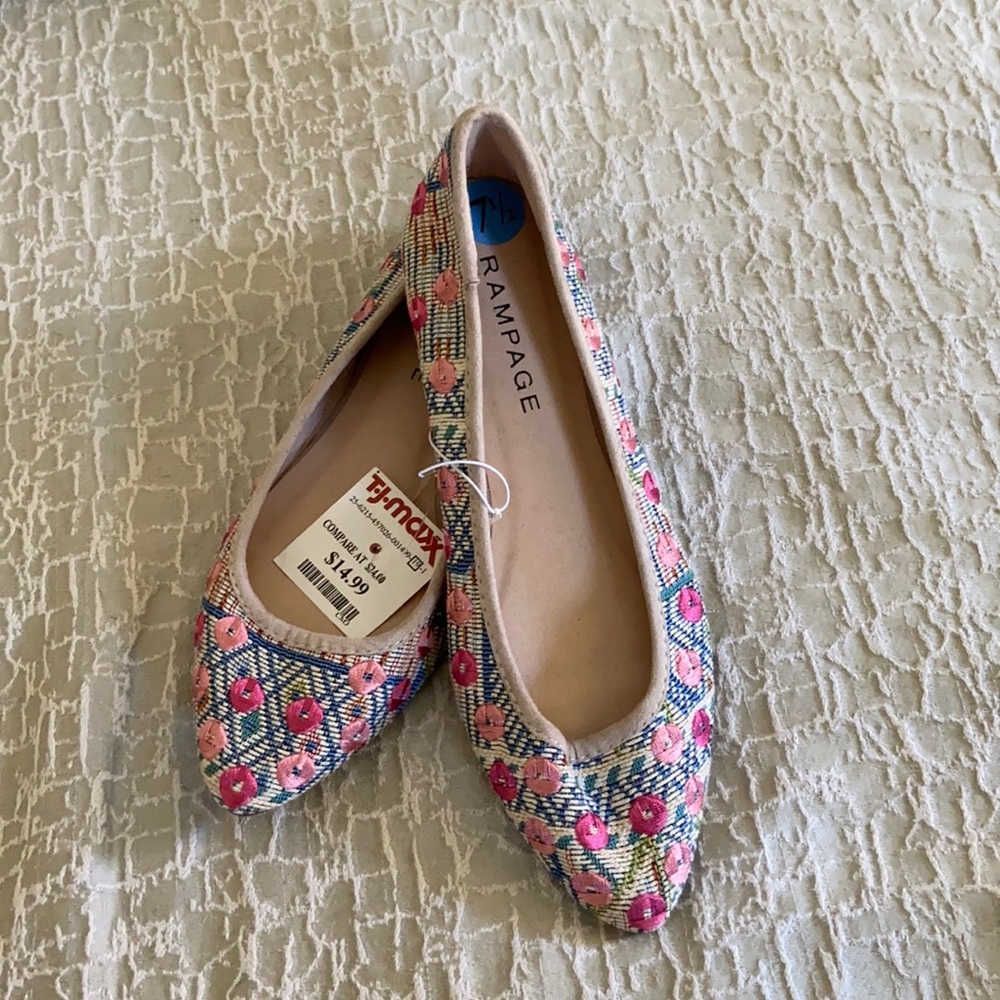 Floral flats